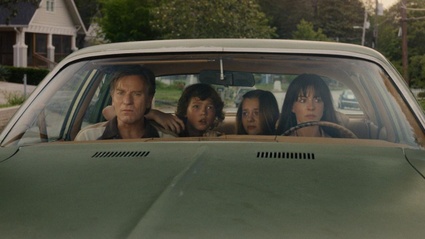 La fine di Oak Street - Dinosauri e mistero nel teaser