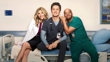 Scrubs, la recensione del revival: un ritorno solido, non indispensabile