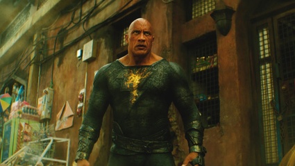 Black Adam, The Rock fa l'antieroe e prova a risollevare la DC