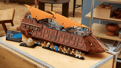 LEGO rivela il nuovo set da esposizione Jabba's Sail Barge