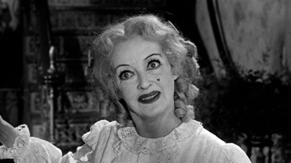 Che fine ha fatto Baby Jane? Ricordiamo il capolavoro con Bette Davis e Joan Crawford