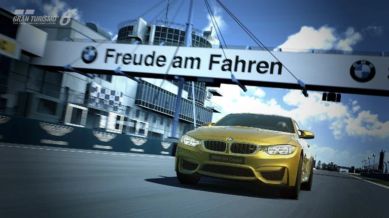 La BMW M4 Coupé prima su Gran Turismo 6