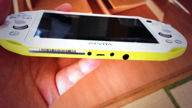 Video unbox per la nuova PS Vita Slim