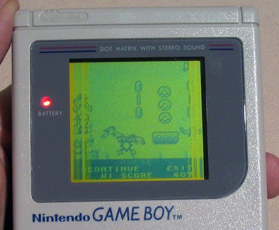 Tanti auguri Game Boy