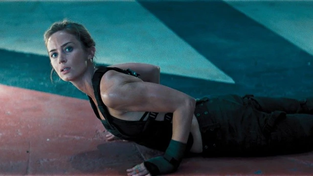 Batman V Superman: Dawn of Justice - Emily Blunt sarà la nuova Catwoman?