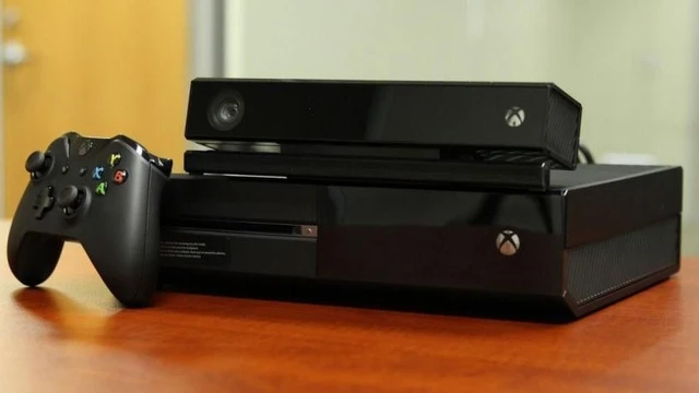 Phil Spencer: "Xbox One senza Kinect avrÃ  prestazioni migliori, ma non sarÃ  necessario scollegarlo"