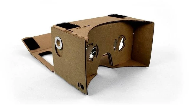 Google lancia il visore VR... in cartone