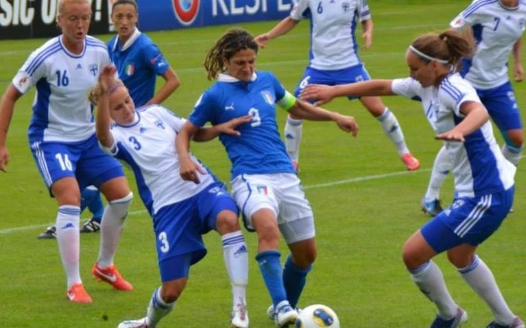 Niente calcio femminile per la serie FIFA