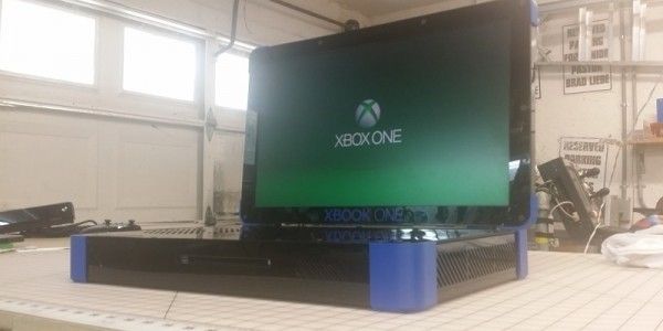 Xbook One Xbox One diventa laptop grazie a un modder