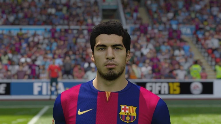 FIFA 15 Suarez continua a pagare per il morso a Chiellini