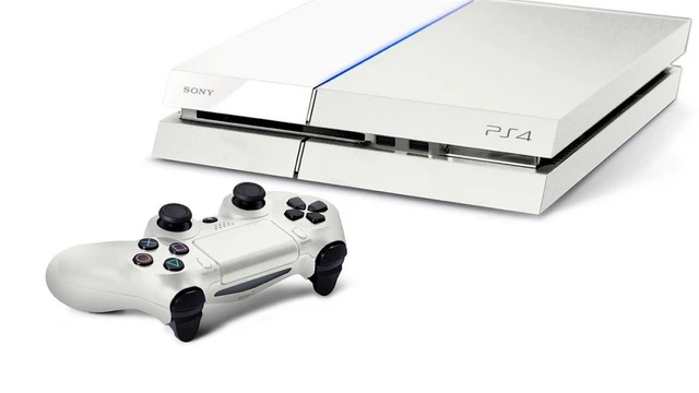 Un nuovo modello di PS4 sta sostituendo quelli vecchi sugli scaffali