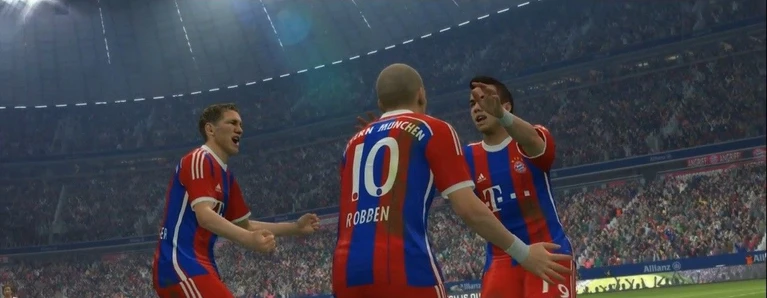 Trailer di lancio e tutte le licenze di PES 2015