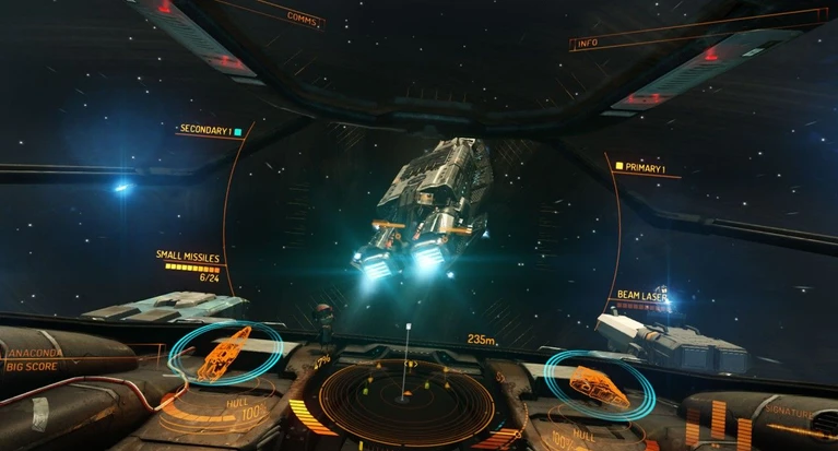 Elite Dangerous finalmente disponibile