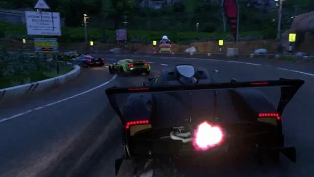 Gli sviluppatori di DriveClub parlando delle possibili aggiunte del 2015