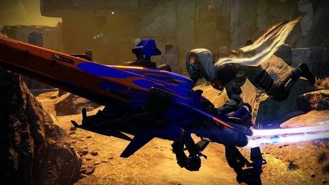 Volete un nuovo astore? Comprate il DLC di Destiny