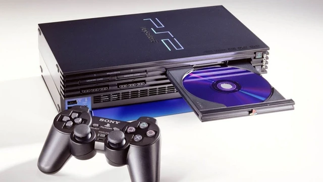 PlayStation 2 compie 15 anni