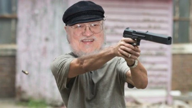 George R.R. Martin suggerisce a quelli di The Walking Dead come sopravvivere