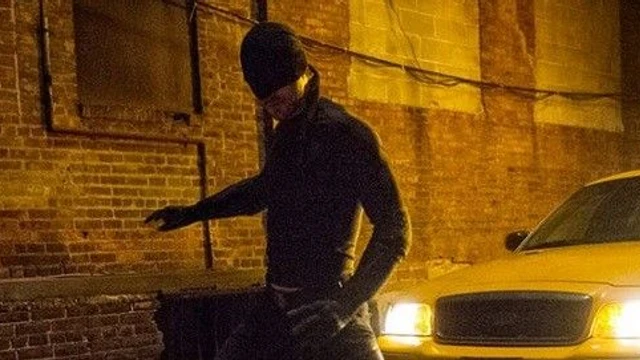 Charlie Cox si pronuncia sul costume di Daredevil