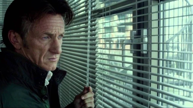 Trailer italiano per The Gunman con Sean Penn