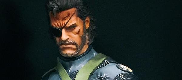 Kojima mostra lAction Figure di Snake Ground Zeroes