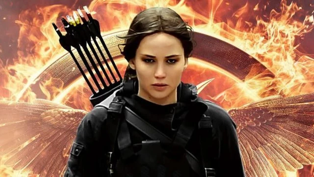 Katniss pronta a combattere in questo nuovo scatto da Hunger Games: Il Canto della Rivolta Parte 2