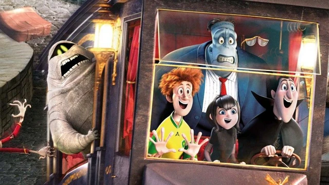 Due poster ufficiali per Hotel Transylvania 2