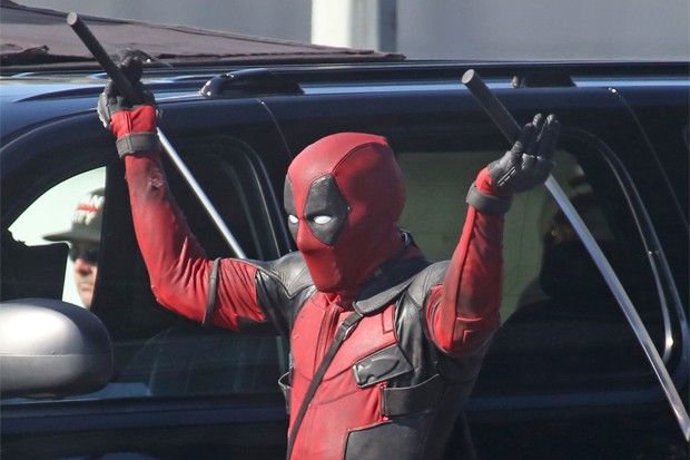 Deadpool annuncia il suo stesso trailer in uno speciale teaser