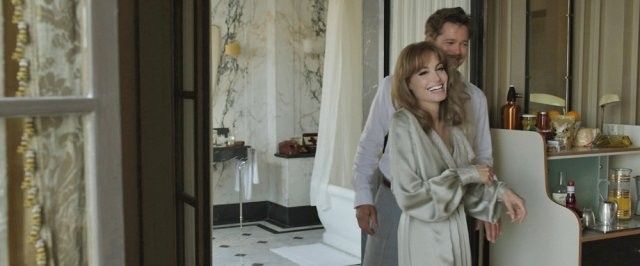 Il teaser trailer italiano di By the Sea di e con Angelina Jolie