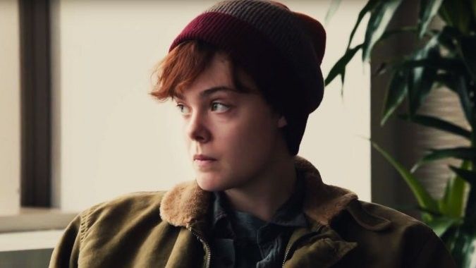 Elle Fanning è un giovane transgender in About Ray Ecco il trailer