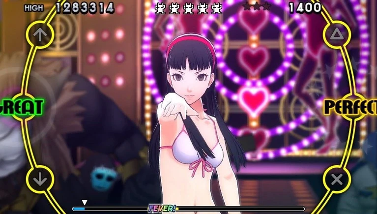 Persona 4 Dancing All Night mostra Yukiko e i costumi da bagno