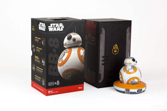 Il giocattolo perfetto BB8 da Star Wars Il Risveglio della Forza arriva sul mercato