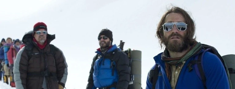 In occasione delluscita al cinema di Everest nuova clip e featurette speciali