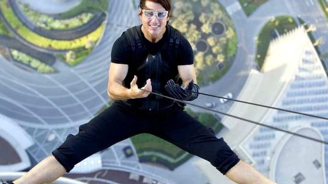 Tom Cruise trattiene il fiato per 6 minuti in questa feat per Mission: Impossible