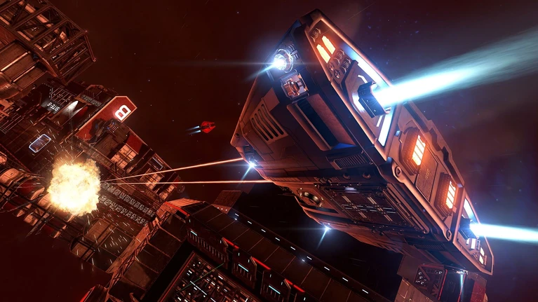 ELITE DANGEROUS è disponibile per Xbox One