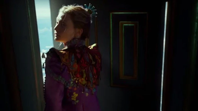 Prima brevissima clip dal film Alice Through the Looking Glass!