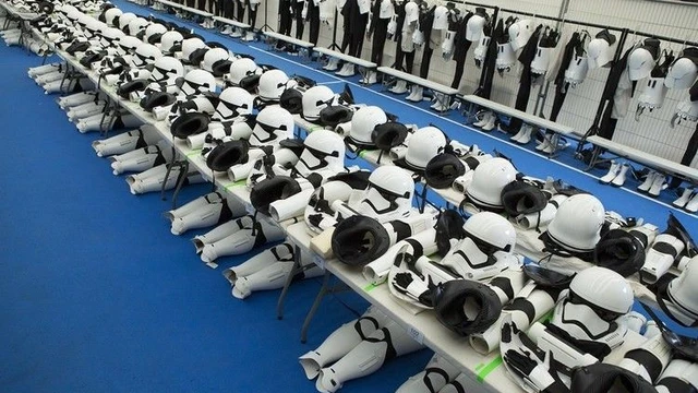 Sbirciamo nei camerini degli Stormtrooper!