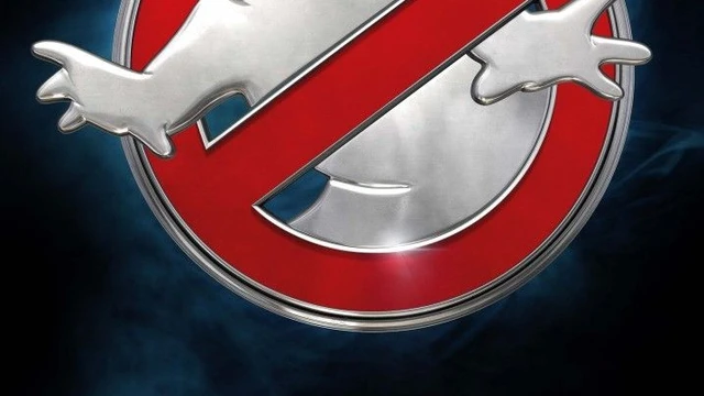 Teaser poster italiano per il film Ghostbusters!