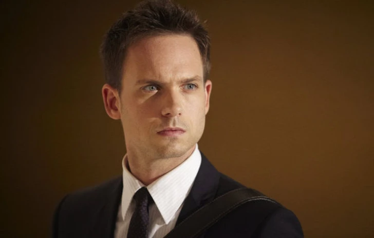 Patrick J Adams sarà un supereroe in DCs Legends of Tomorrow