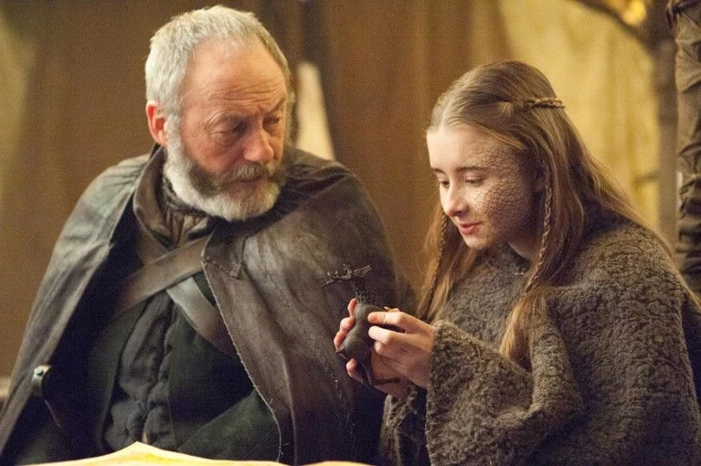 Svelati titolo e trama del 6x01 di Game of Thrones Ecco una clip con Davos