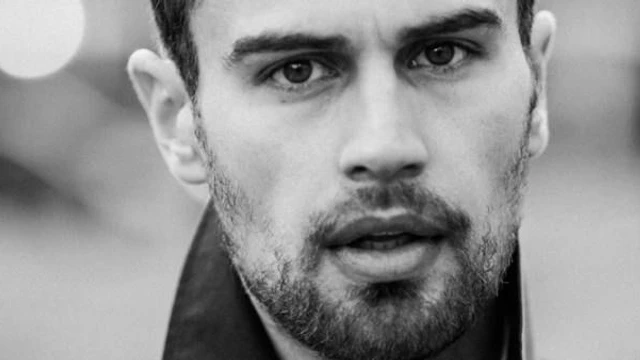 E' Theo James il nuovo 007?