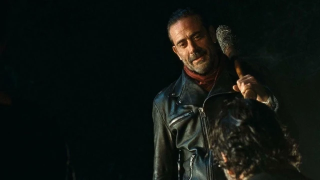 Jeffrey Dean Morgan e 3 volti di The Walking Dead passano a regular role!