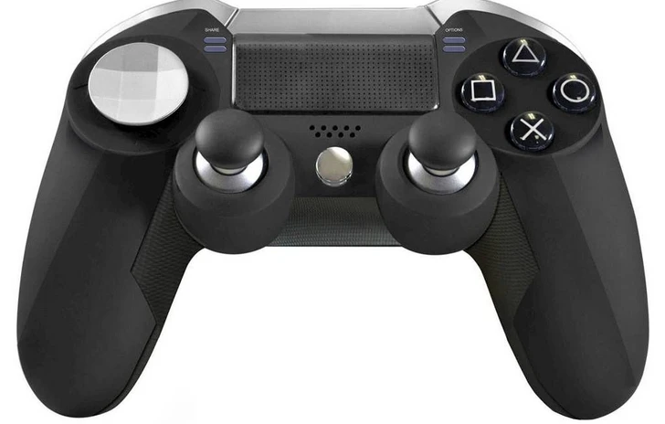 Un Elite Controller per PS4 di concorrenza in vendita