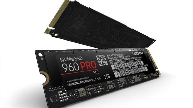 Samsung potenzia il segmento NVMe con i nuovi SSD 960 PRO ed EVO