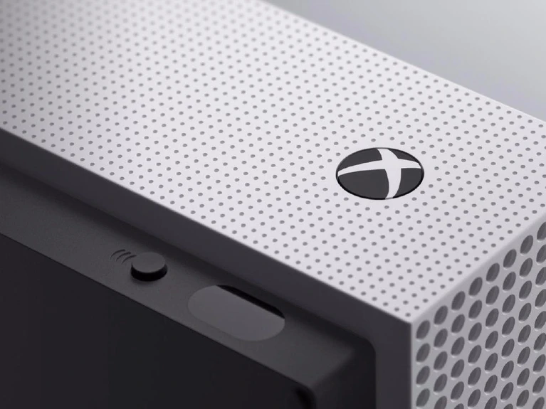 Xbox One S fa centro nel Regno Unito