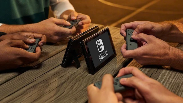 Nintendo presenta il primo vero Unboxing dello Switch