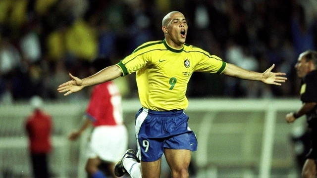 Ronaldo (Luís Nazário de Lima) nel cast di FIFA 18?