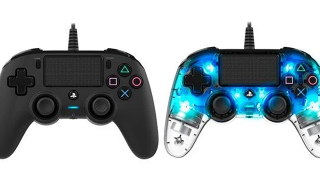 Nacon presenta il compact controller Wired con licenza ufficiale PlayStation 4