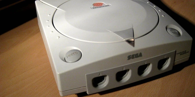 In arrivo le retro console firmate SEGA