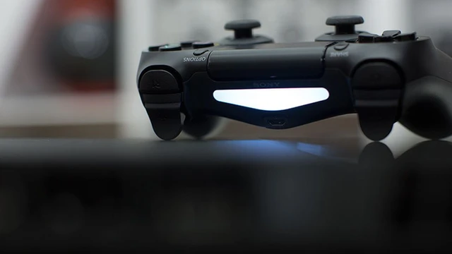 Sony presenta due nuove colorazioni per il DualShock 4
