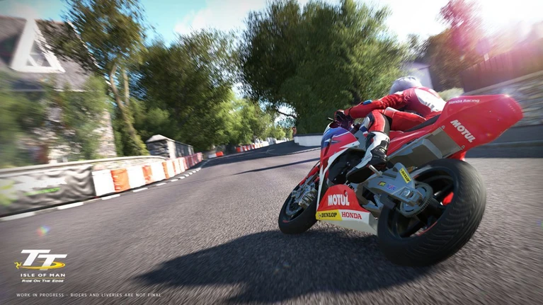 TT Isle of Man è disponibile da oggi in Italia